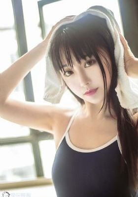 美女被两个黑鬼前后夹击_1080高清在线观看